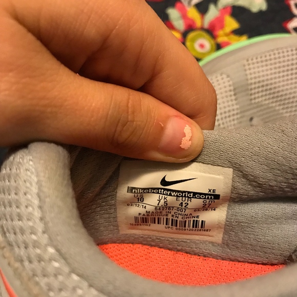 Lightly Worn Nike  Shoes - Picture 5 of 5